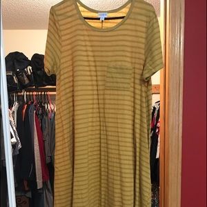Large Lula Roe Carly Dress